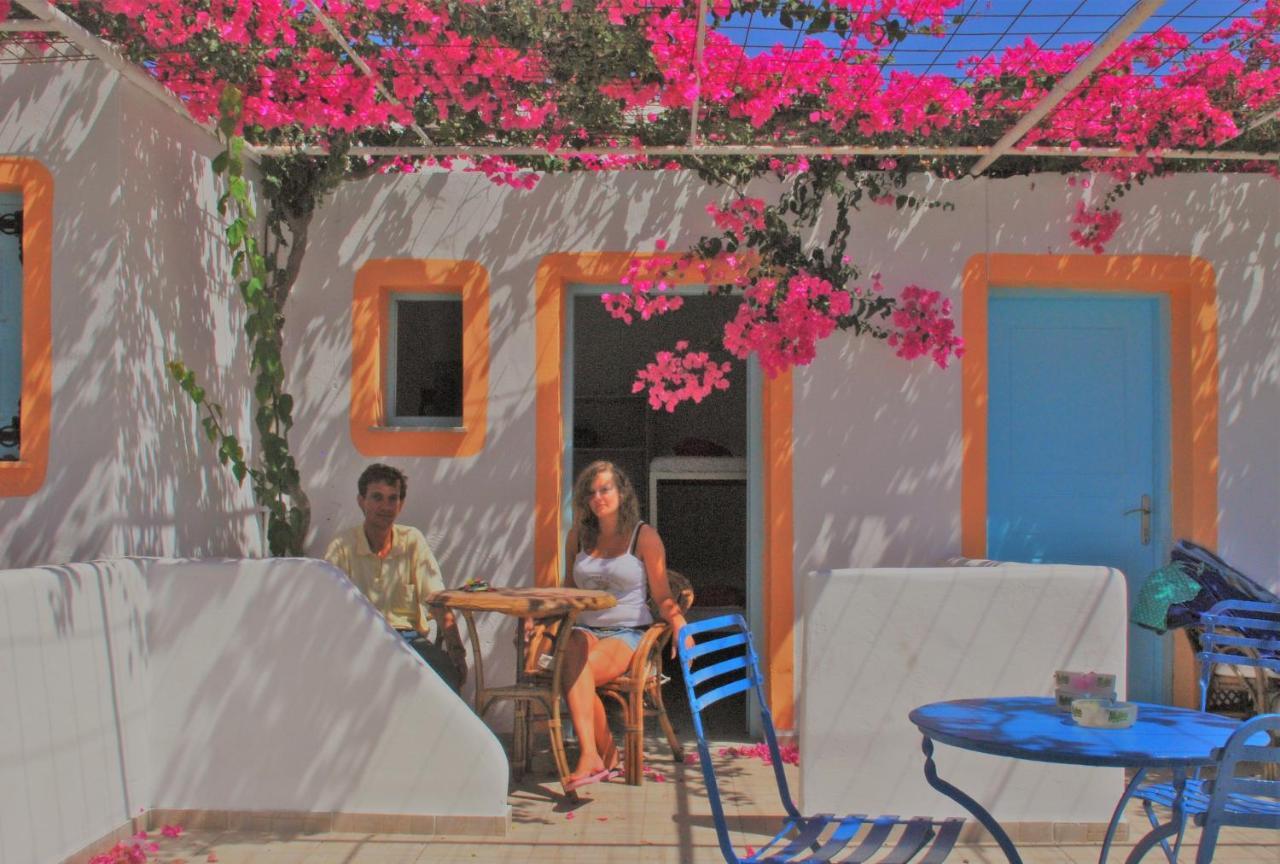 Santorini Camping & Hostel Fira  Eksteriør bilde