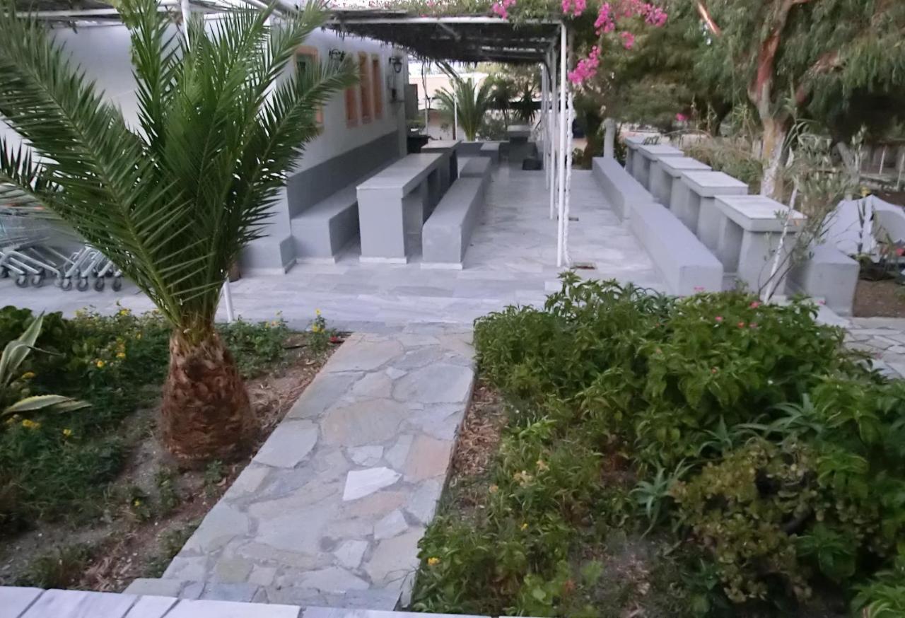 Santorini Camping & Hostel Fira  Eksteriør bilde