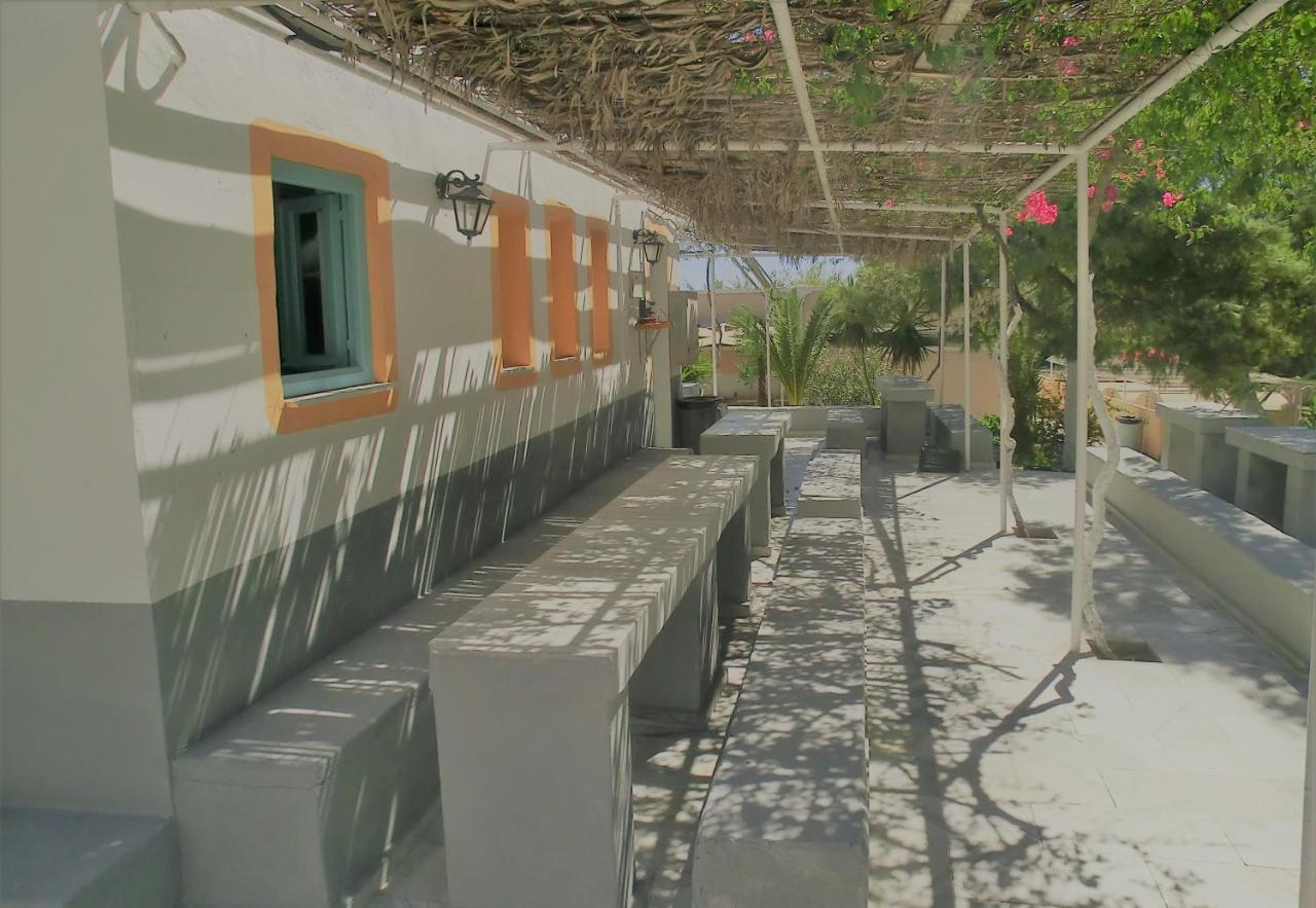 Santorini Camping & Hostel Fira  Eksteriør bilde