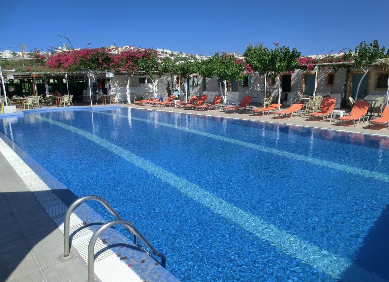 Santorini Camping & Hostel Fira  Eksteriør bilde