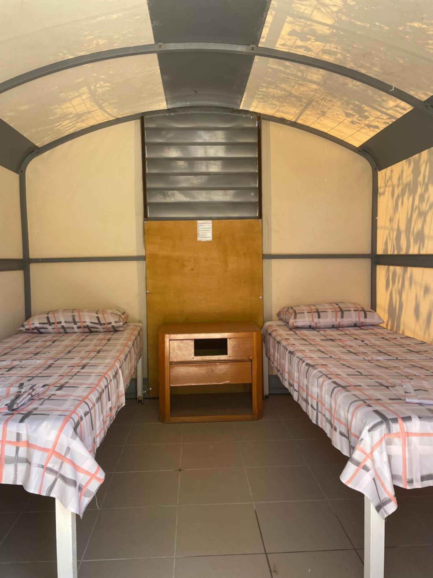 Santorini Camping & Hostel Fira  Eksteriør bilde