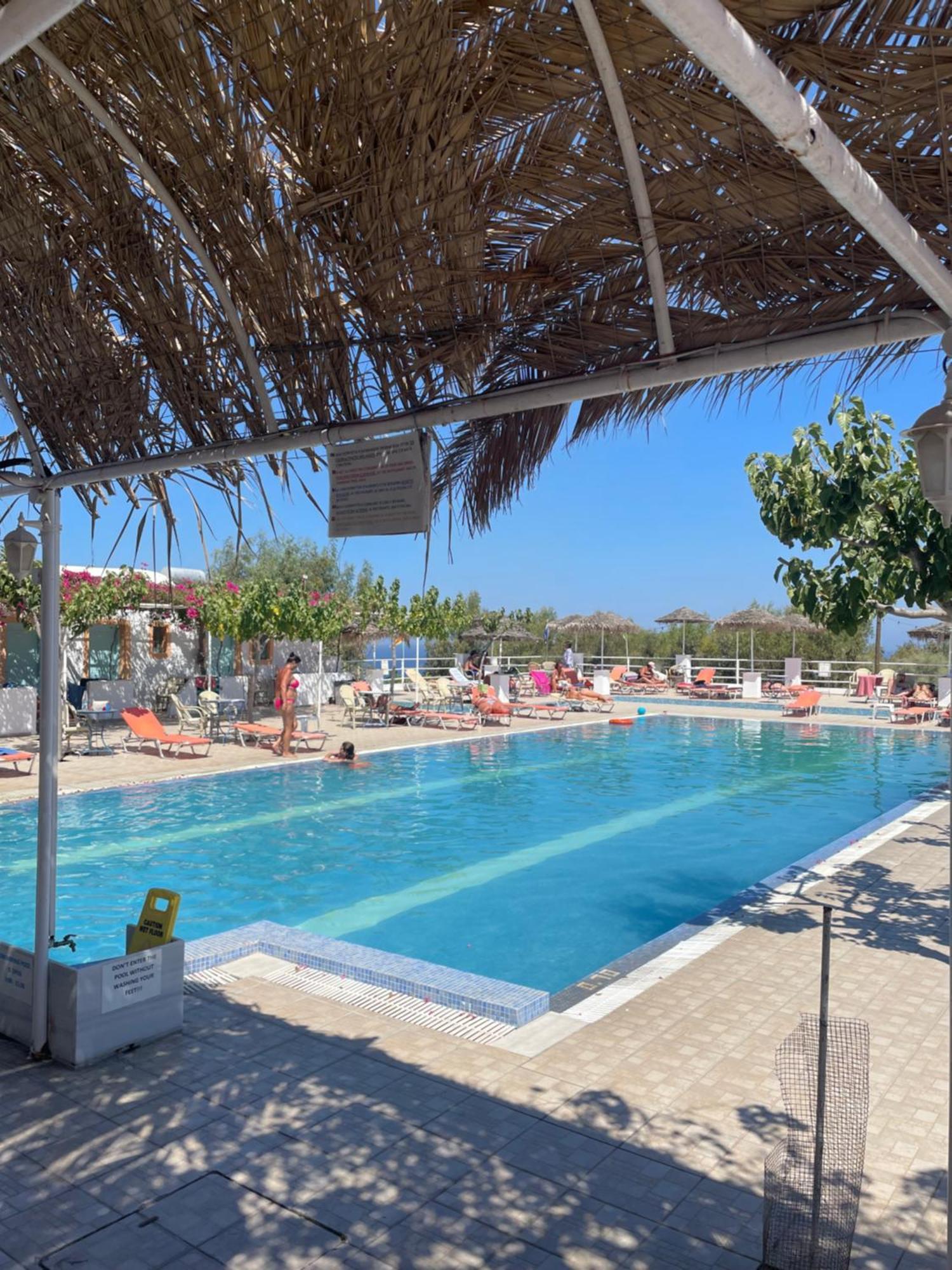 Santorini Camping & Hostel Fira  Eksteriør bilde